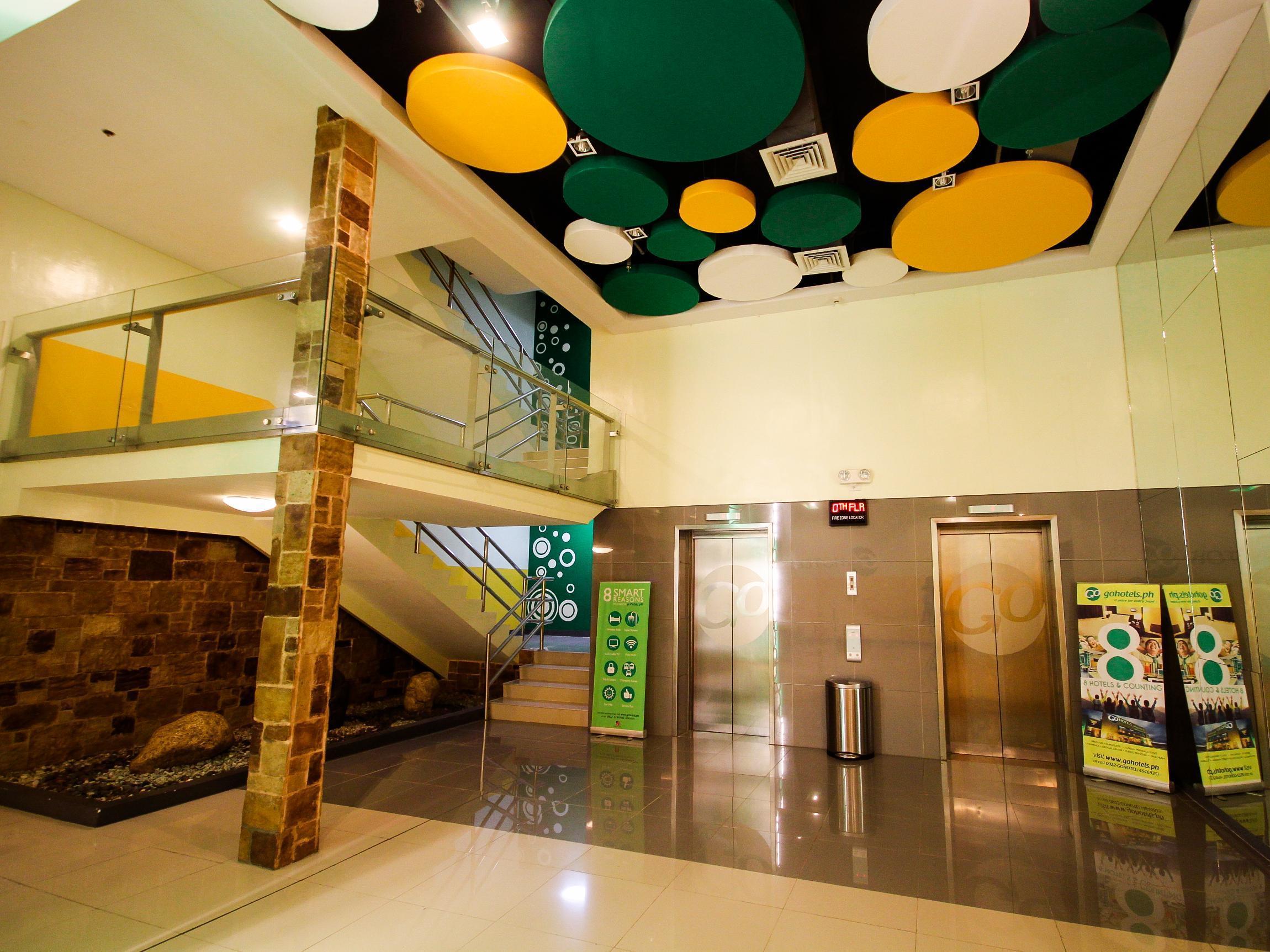 Go Hotels Iloilo Exterior photo