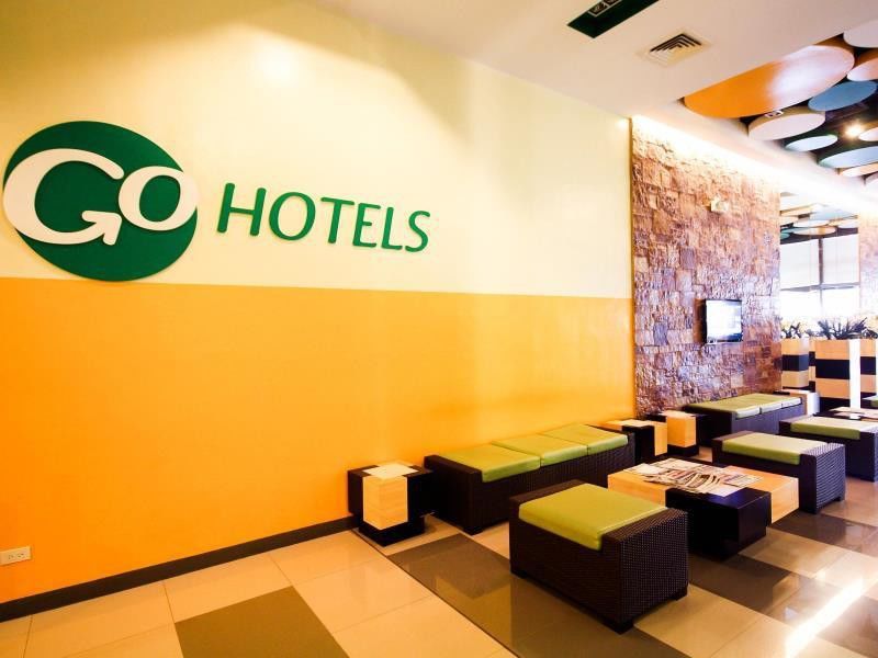 Go Hotels Iloilo Exterior photo